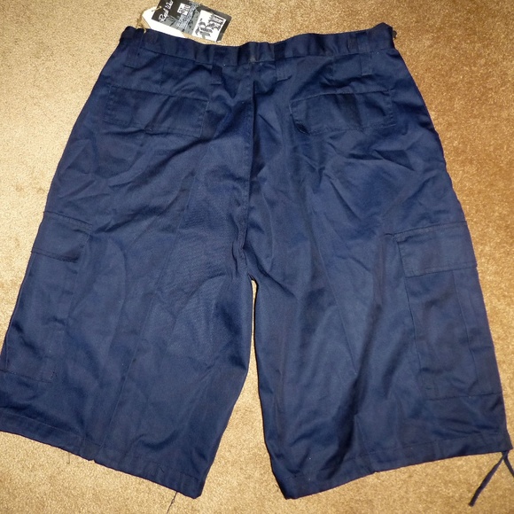 Regal Wear Navy Blue Long Shorts - Size 40 - Picture 2 of 3